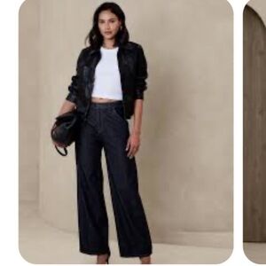 Banana Republic Luxe High-Rise Wide-Leg Jean 12/ 31